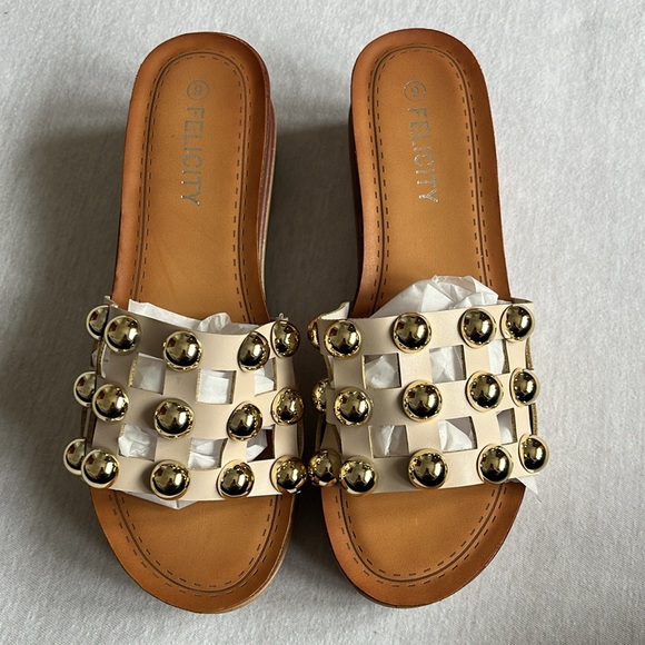 NWOT Felicity platform sandals, beach, vacation, summer sandals, slides size 9 - Picture 2 of 7